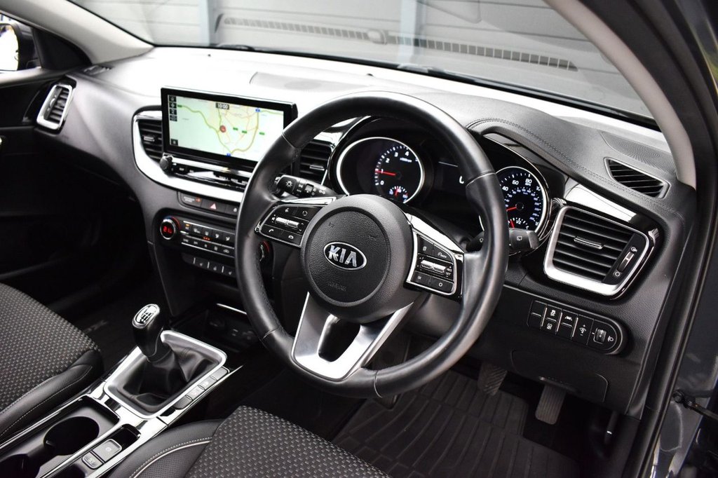 Used Kia XCeed 2020 for sale - 77927152: Photo 2