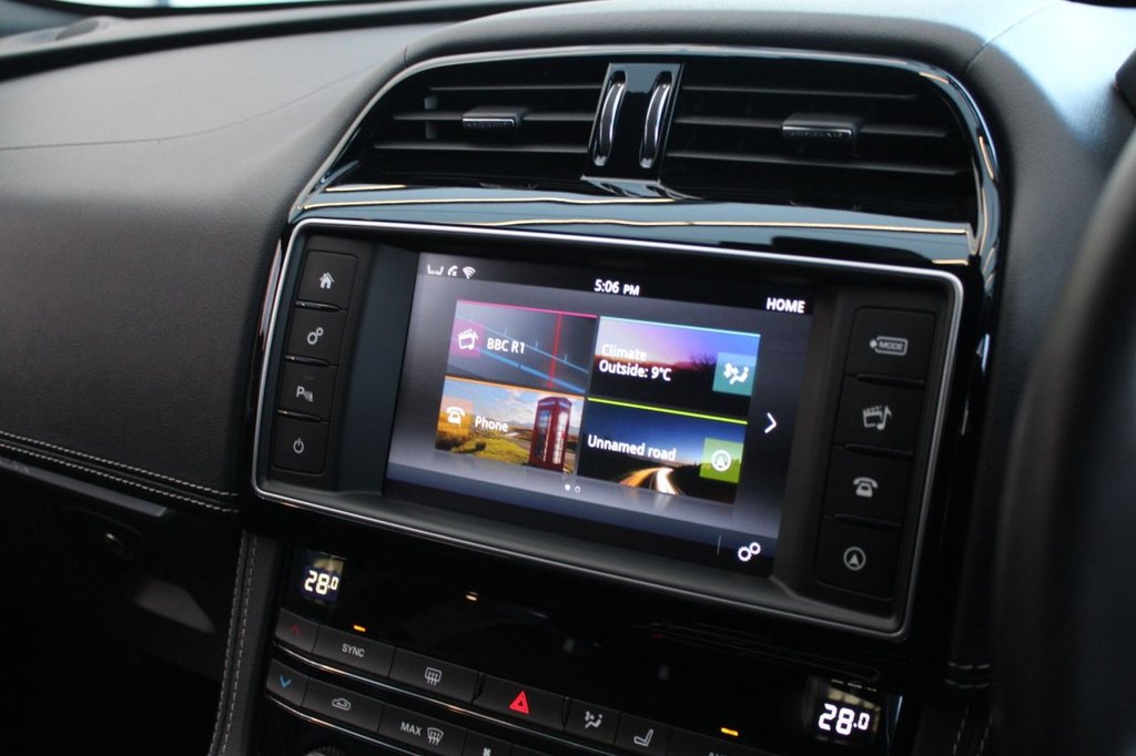 Used Jaguar F-Pace 2017 for sale - 77236711: Photo 12