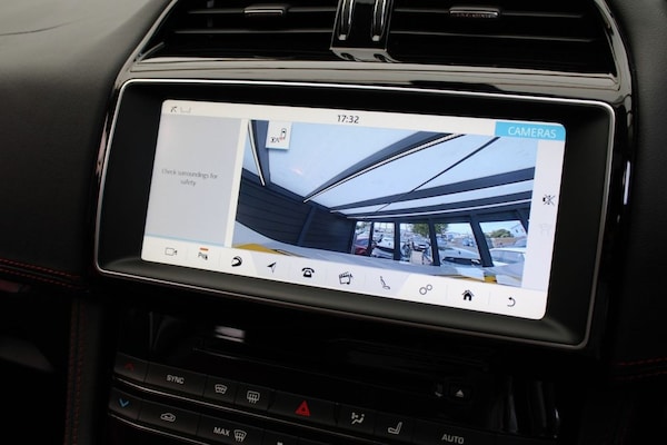 Used Jaguar F-Pace 2016 for sale - 75716430: Photo 16