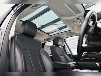 Used Land Rover Discovery 2019 for sale - 79244559: Photo