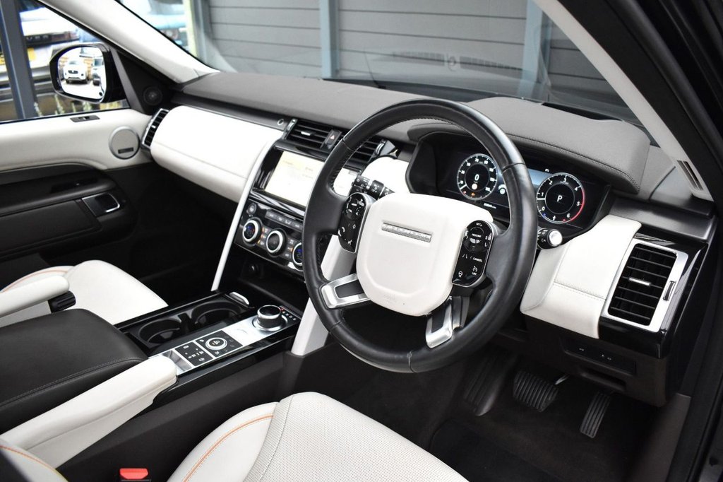 Used Land Rover Discovery 2019 for sale - 77608486: Photo 2