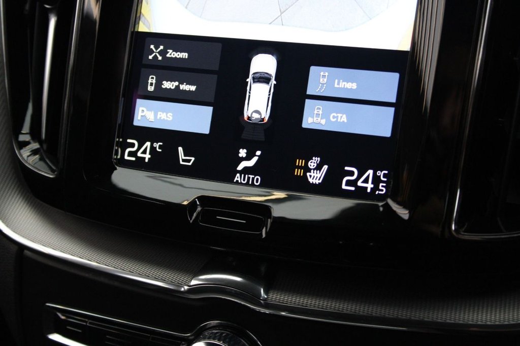 Used Volvo XC60 2018 for sale - 76417118: Photo 15