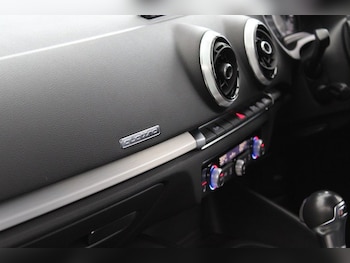 Used Audi A3 2019 for sale - 76985713: Photo