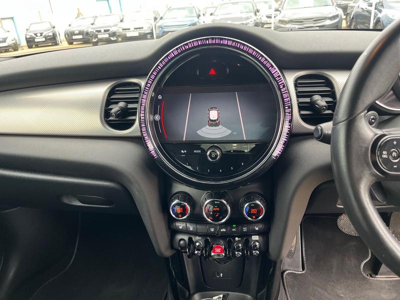 Used MINI Hatch 2022 for sale - 75932057: Photo 11