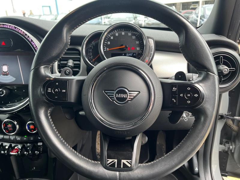 Used MINI Hatch 2022 for sale - 75932057: Photo 13