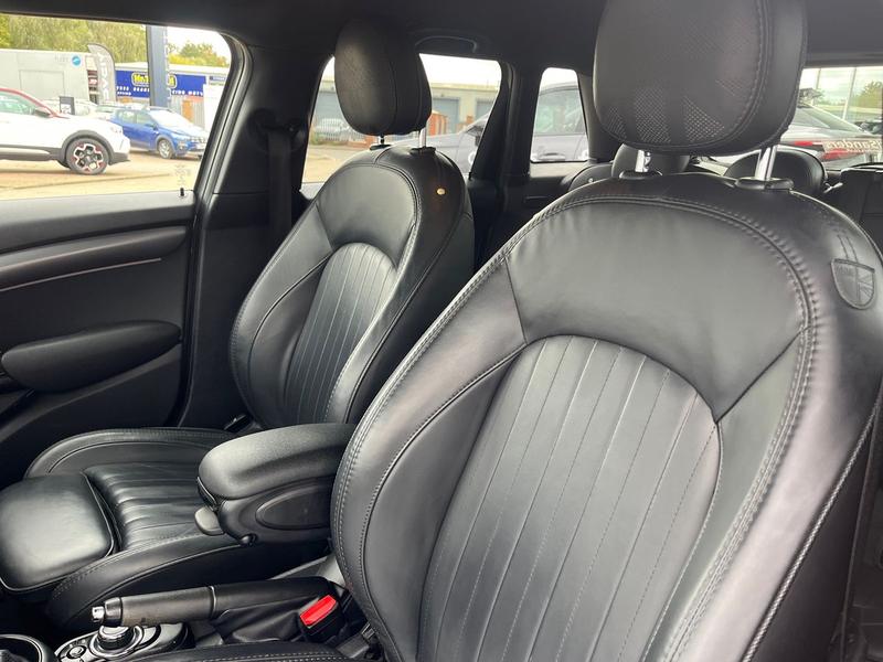 Used MINI Hatch 2022 for sale - 75932057: Photo 16