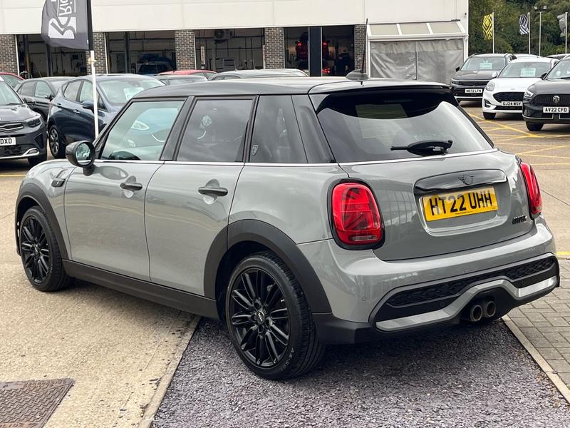 Used MINI Hatch 2022 for sale - 75932057: Photo 5