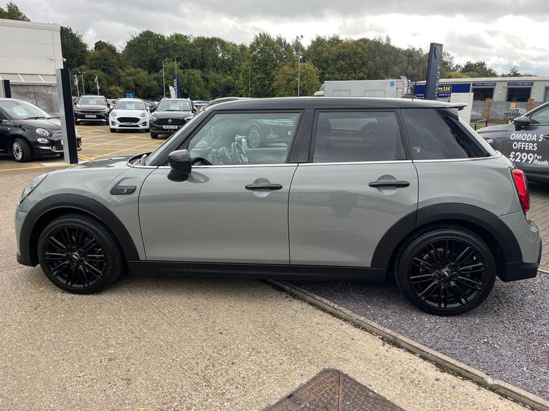 Used MINI Hatch 2022 for sale - 75932057: Photo 6