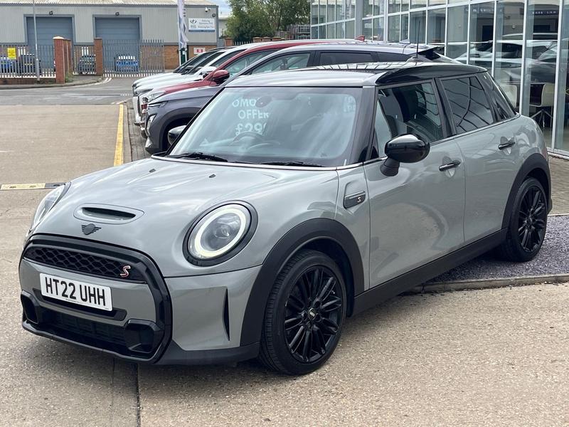 Used MINI Hatch 2022 for sale - 75932057: Photo 7