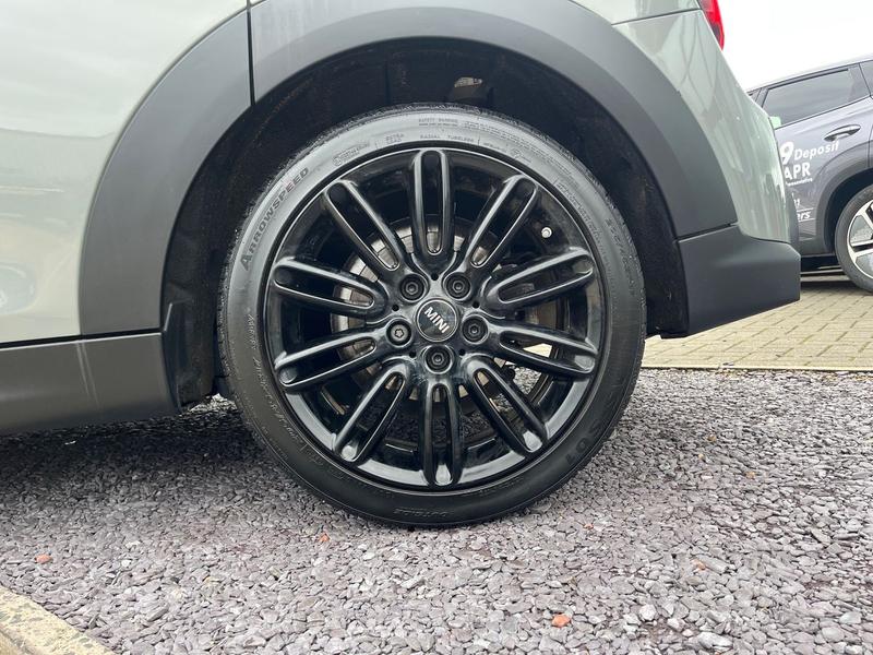 Used MINI Hatch 2022 for sale - 75932057: Photo 9