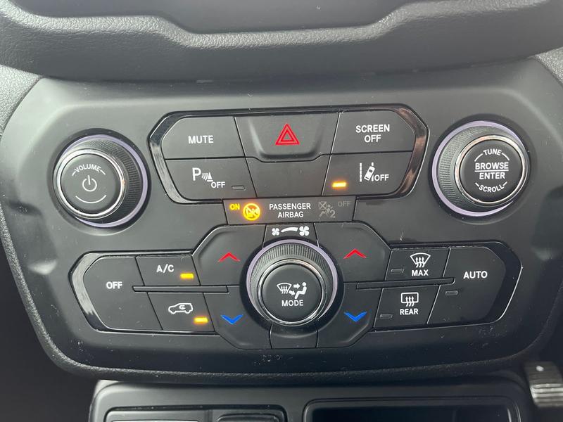 Used Jeep Renegade 2022 for sale - 76568522: Photo 21