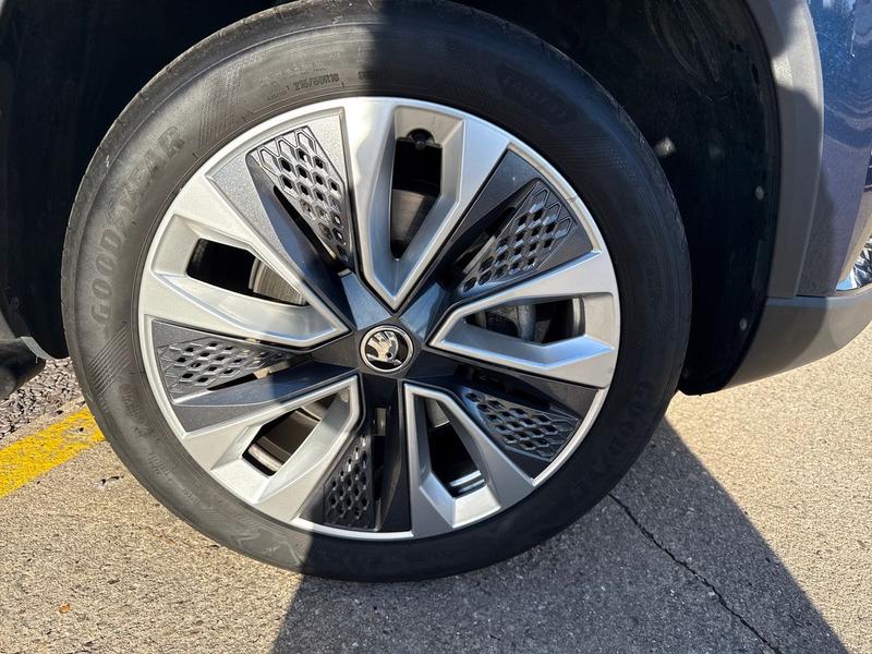 Used Skoda Karoq 2023 for sale - 76641153: Photo 9