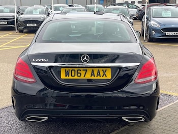 Used Mercedes-Benz C-Class 2018 for sale - 75995260: Photo 4