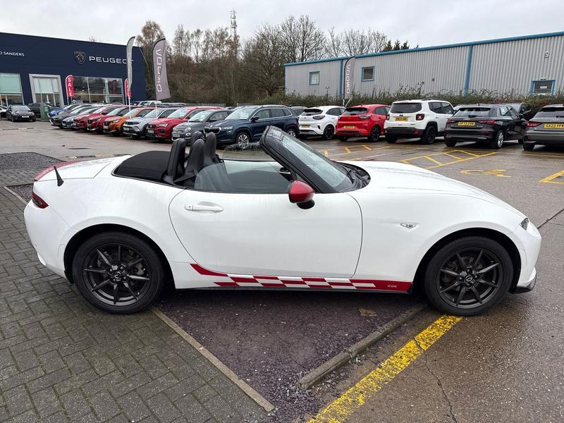 Used Mazda MX-5 2016 for sale - 76415912: Photo 2