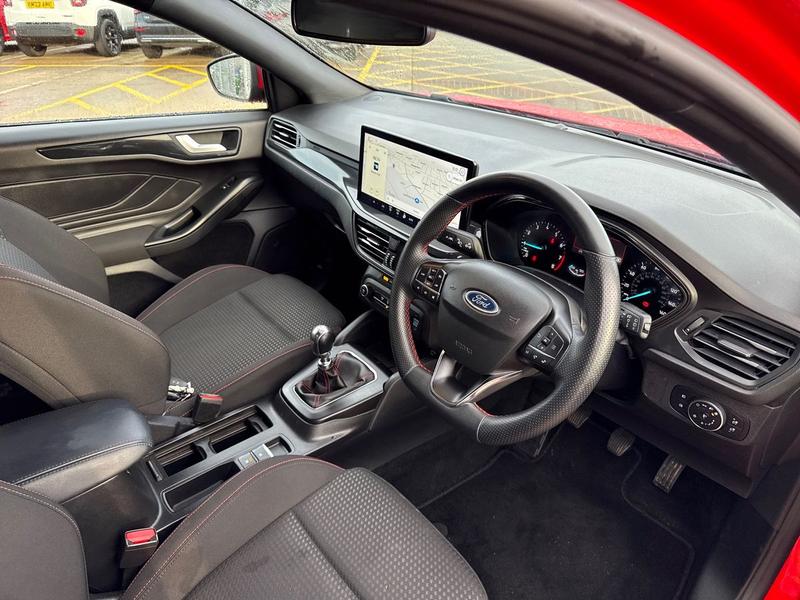 Used Ford Focus 2023 for sale - 76767073: Photo 10