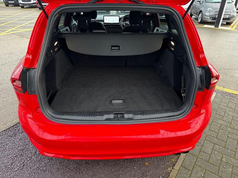 Used Ford Focus 2023 for sale - 76767073: Photo 18