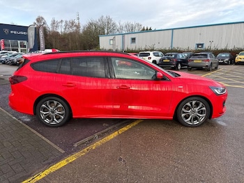 Used Ford Focus 2023 for sale - 76767073: Photo