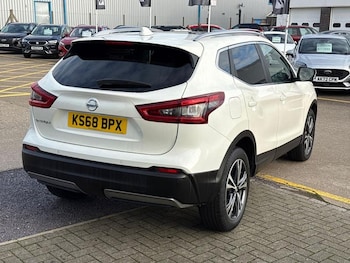 Used Nissan Qashqai 2018 for sale - 76539498: Photo