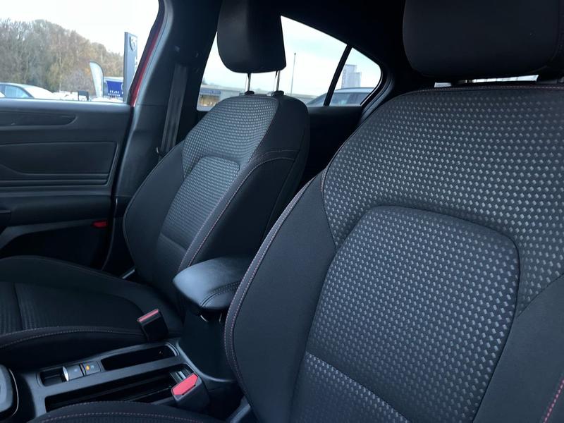 Used Ford Focus 2023 for sale - 76504603: Photo 16