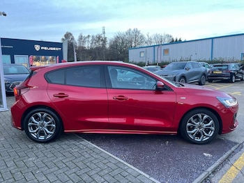 Used Ford Focus 2023 for sale - 76504603: Photo