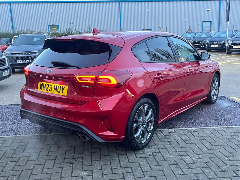 Used Ford Focus 2023 for sale - 76504603: Photo 3