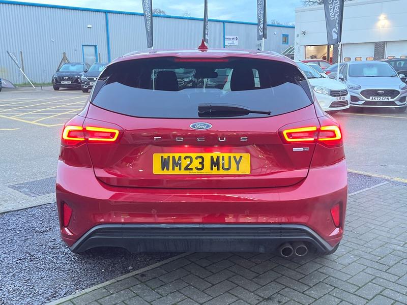 Used Ford Focus 2023 for sale - 76504603: Photo 4