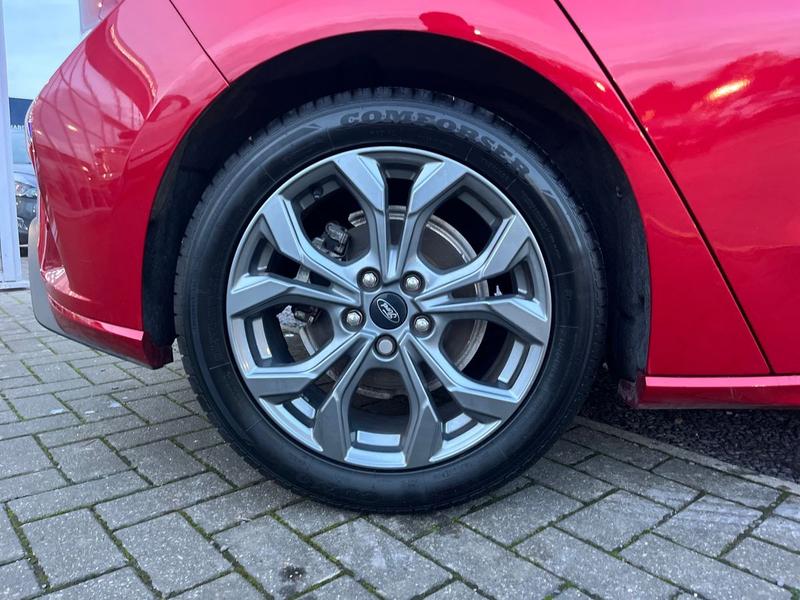 Used Ford Focus 2023 for sale - 76504603: Photo 9