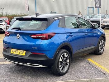 Used Vauxhall Grandland X 2019 for sale - 76101811: Photo 3