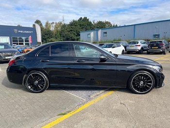 Used Mercedes-Benz C-Class 2021 for sale - 75561378: Photo