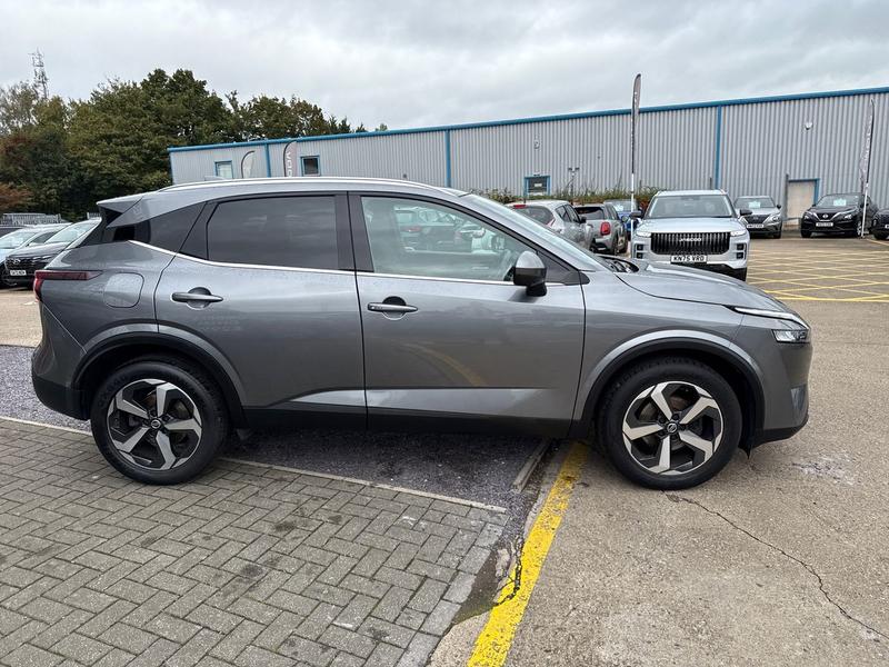 Used Nissan Qashqai 2021 for sale - 75912806: Photo 2