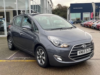 2019 - 1.6 SE Nav Hatchback 5dr Petrol Manual Euro 6 (125 ps) Manual