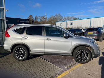 Used Honda CR-V 2016 for sale - 76641154: Photo