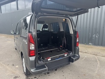 Used Peugeot Partner Tepee 2014 for sale - 78125114: Photo