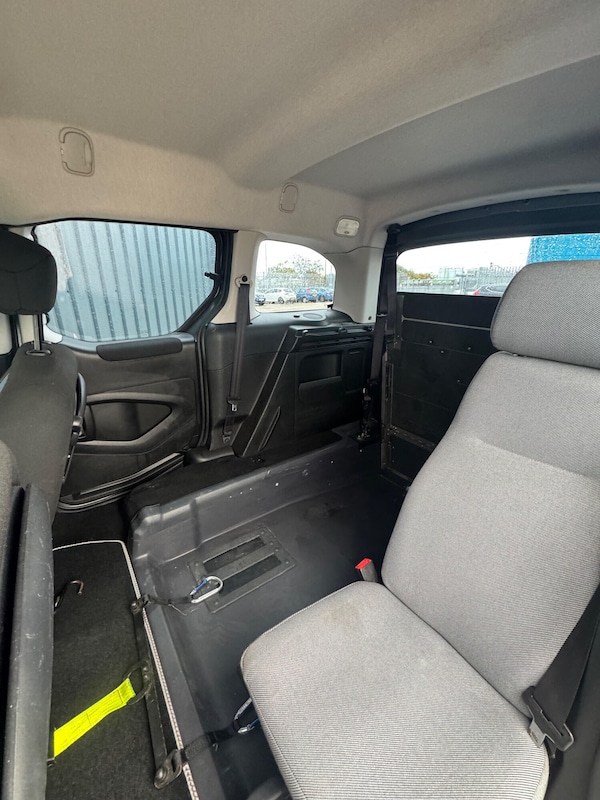 Used Peugeot Partner Tepee 2015 for sale - 76164438: Photo 10