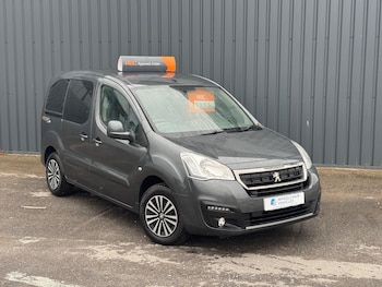 2015 - 1.6 VTi Active 5-Door