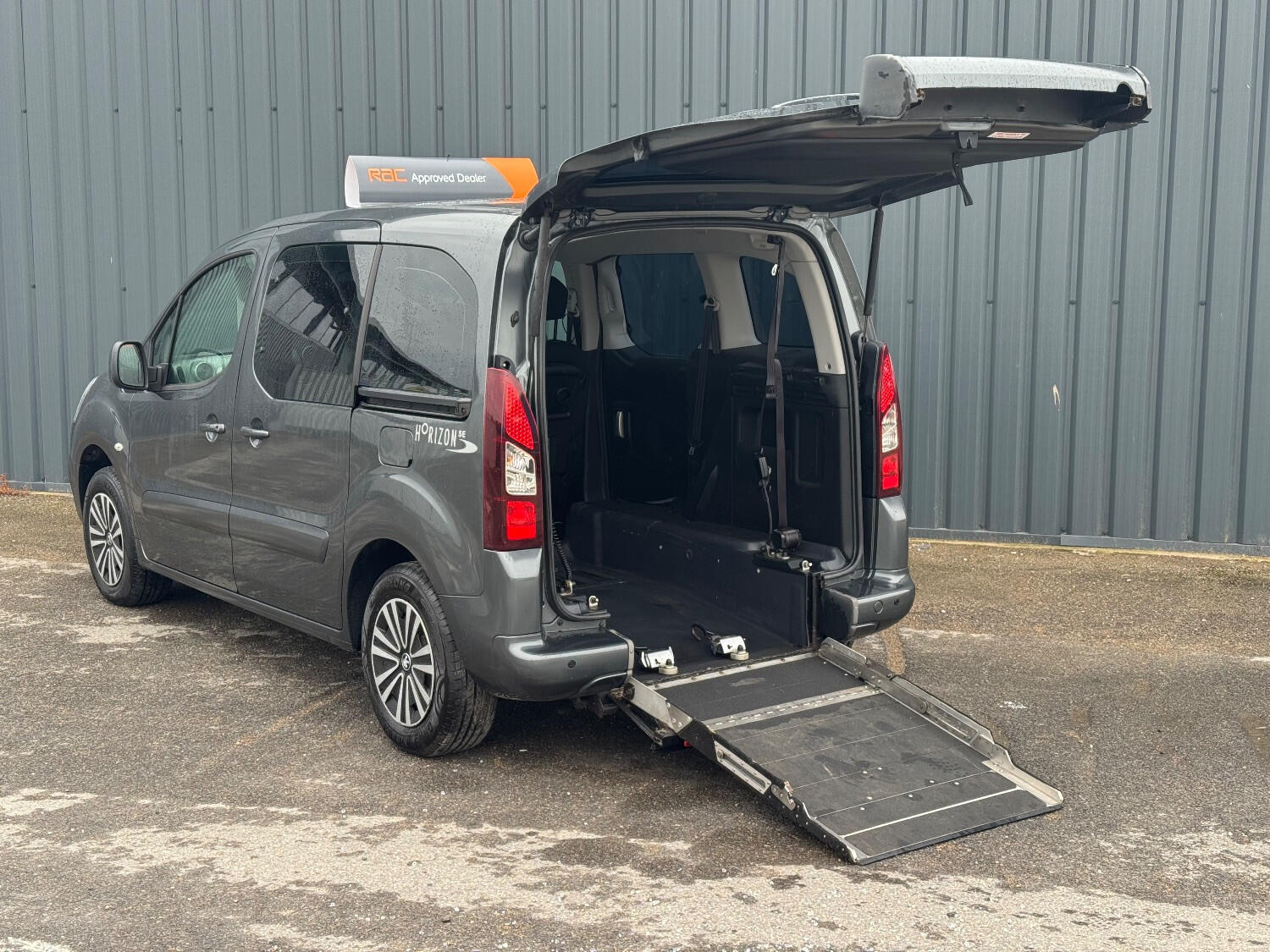 Used Peugeot Partner Tepee 2015 for sale - 76164438: Photo 6