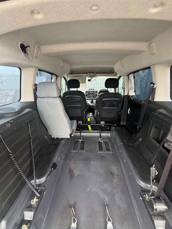 Used Peugeot Partner Tepee 2015 for sale - 76164438: Photo 8