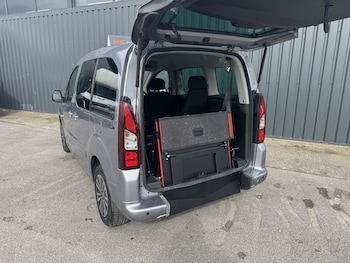 Used Peugeot Partner Tepee 2017 for sale - 78289652: Photo