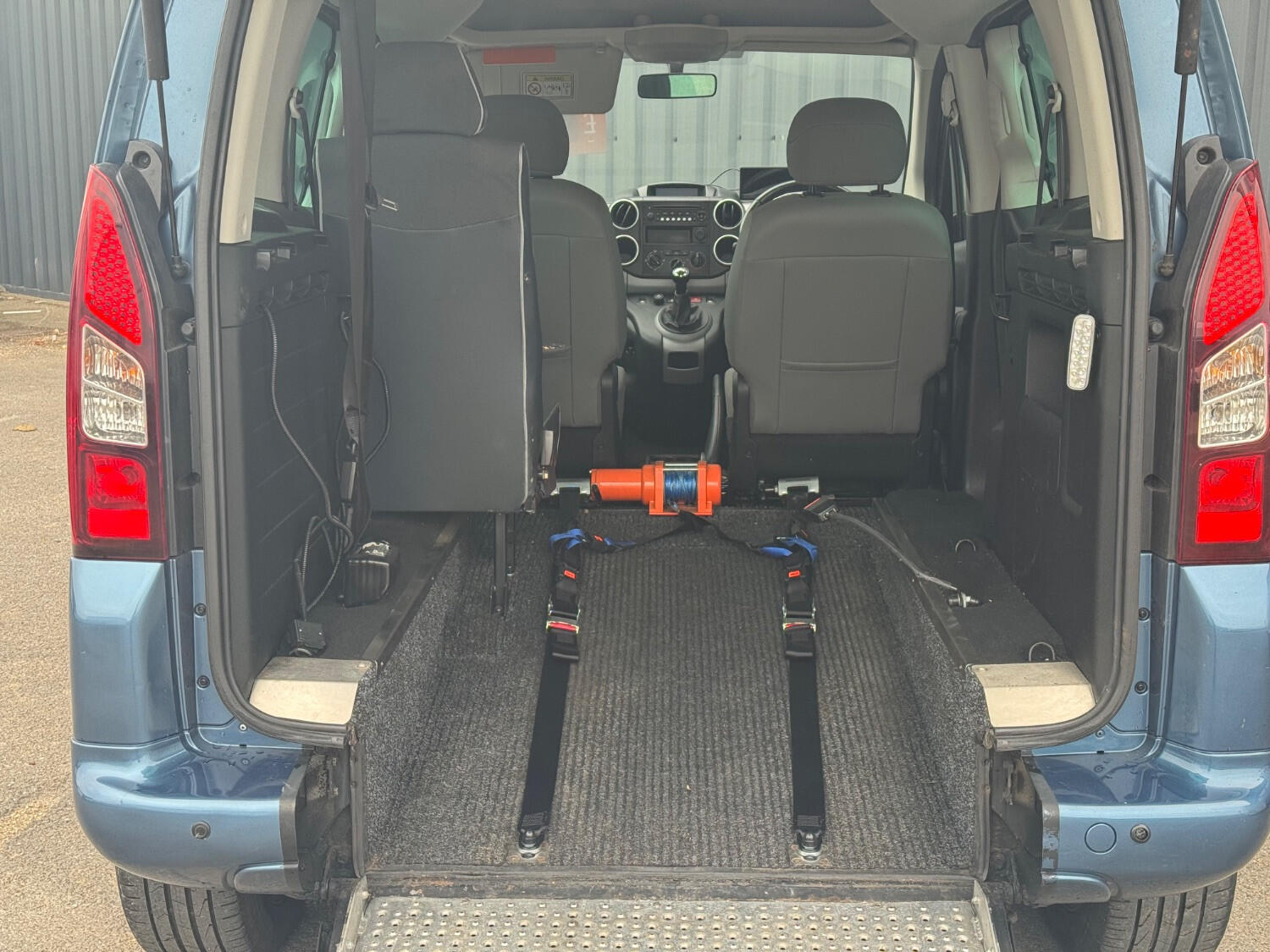 Vehicle 6