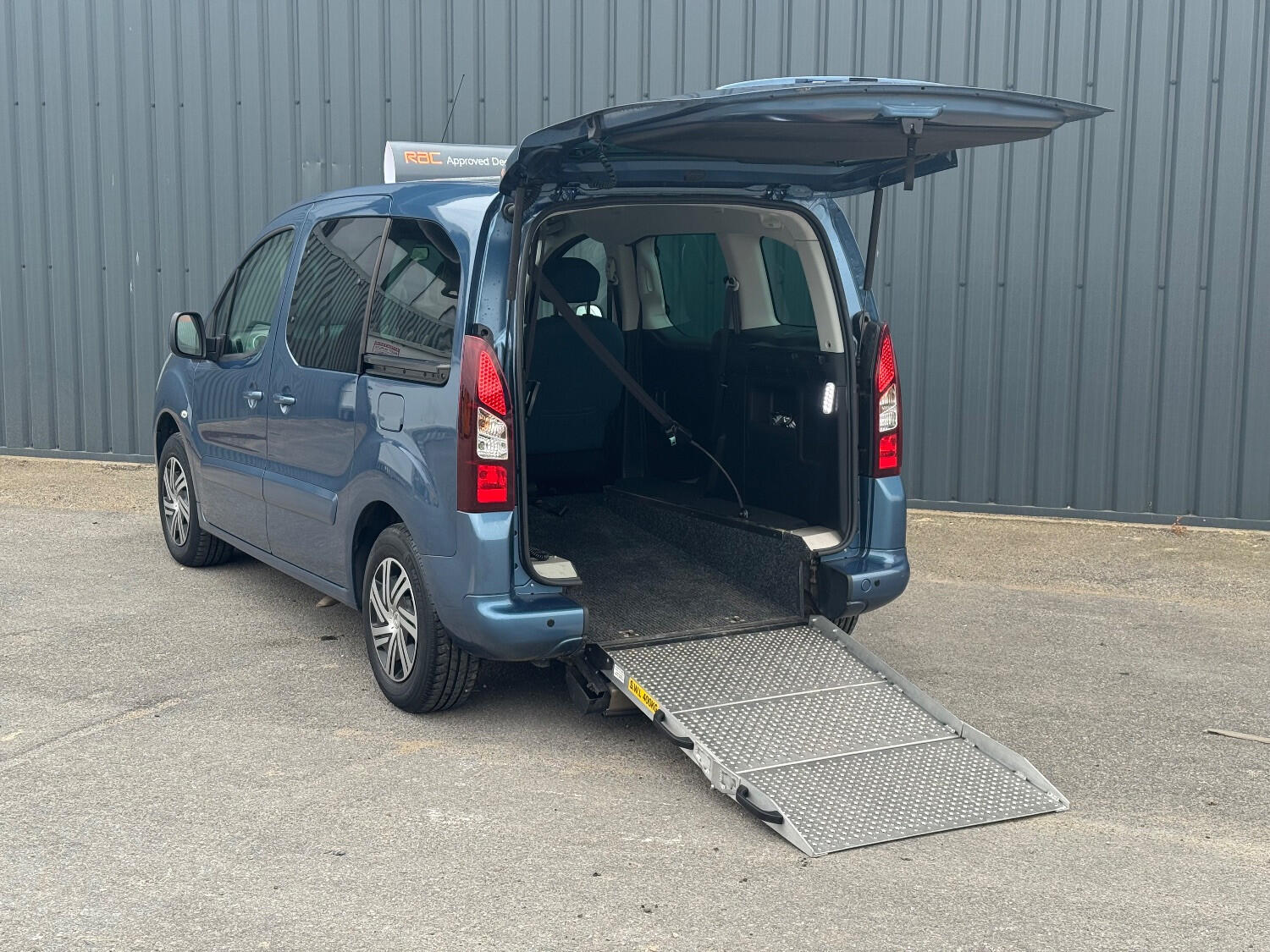 Used Citroen Berlingo 2017 for sale - 76082678: Photo 4