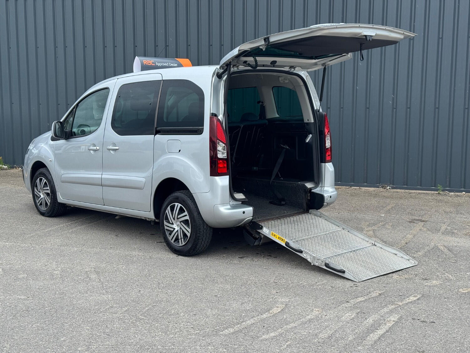 Vehicle 3