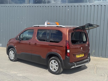 Used Peugeot Rifter 2019 for sale - 79463449: Photo