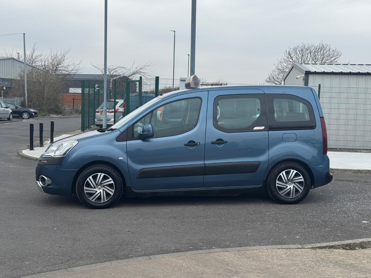 Vehicle 5