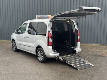 Used Peugeot Partner Tepee 2014 for sale - 76837097: Photo