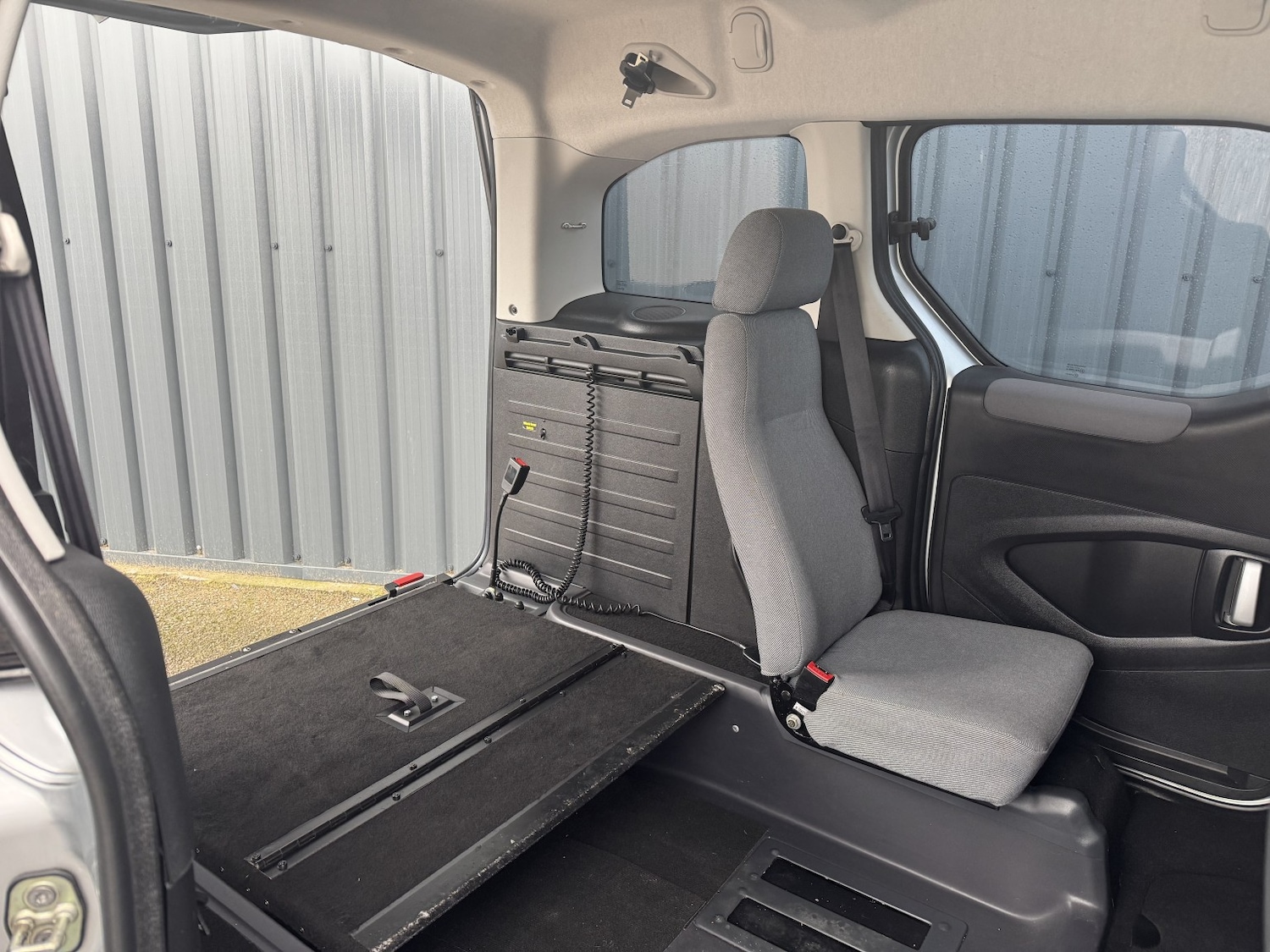 Used Peugeot Partner Tepee 2014 for sale - 76837097: Photo 6