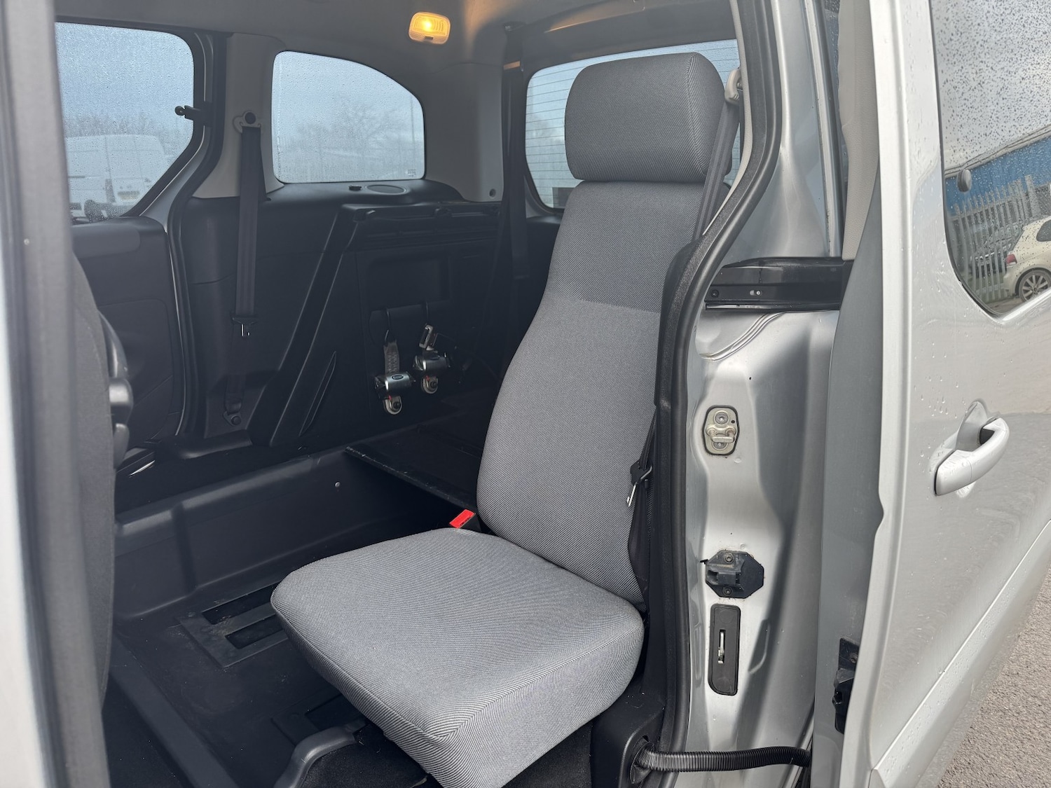 Used Peugeot Partner Tepee 2014 for sale - 76837097: Photo 7