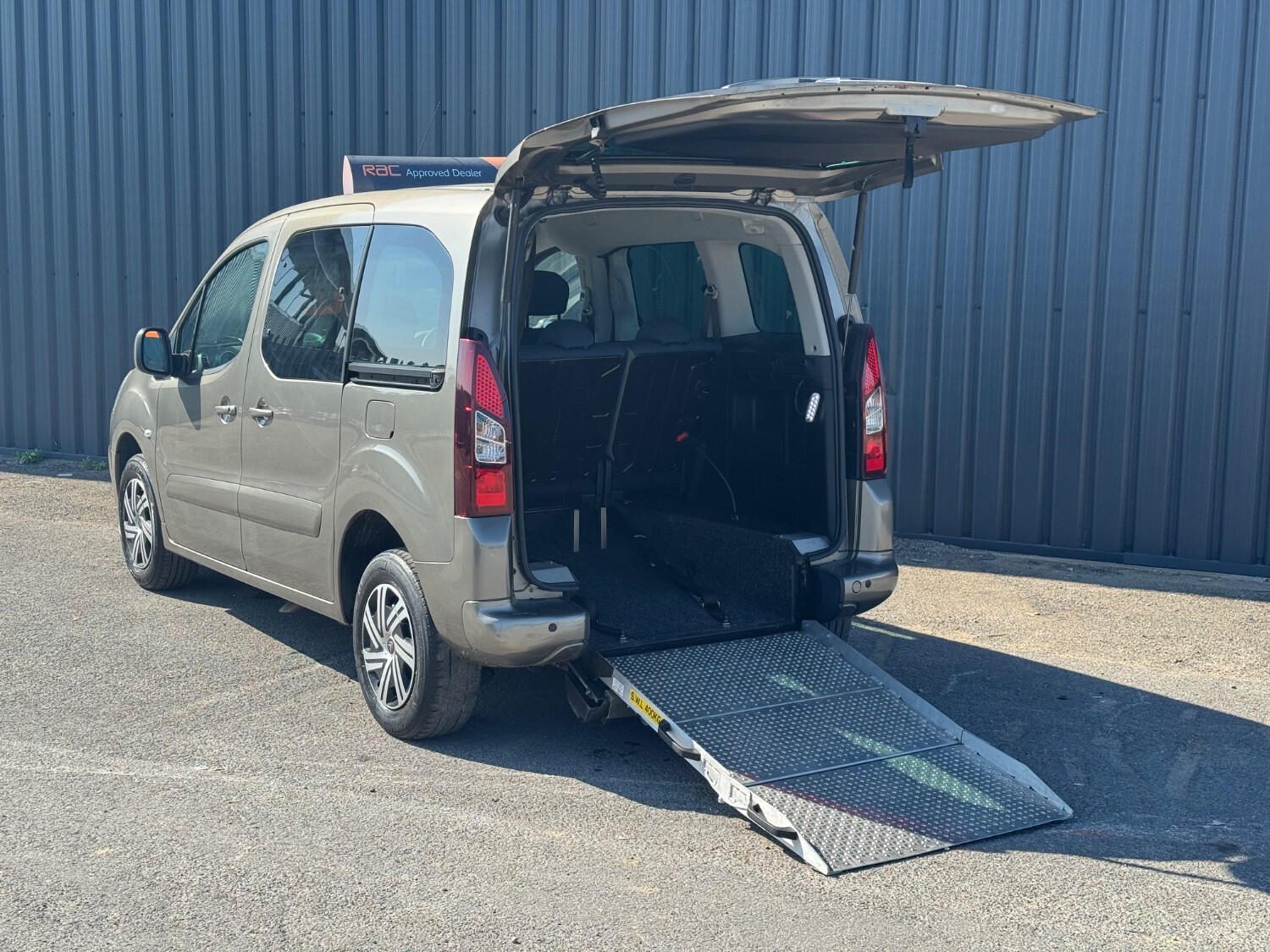 Vehicle 6