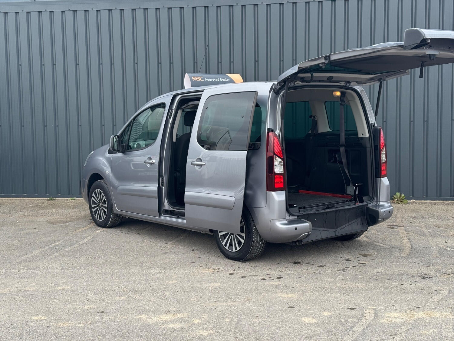 Vehicle 4