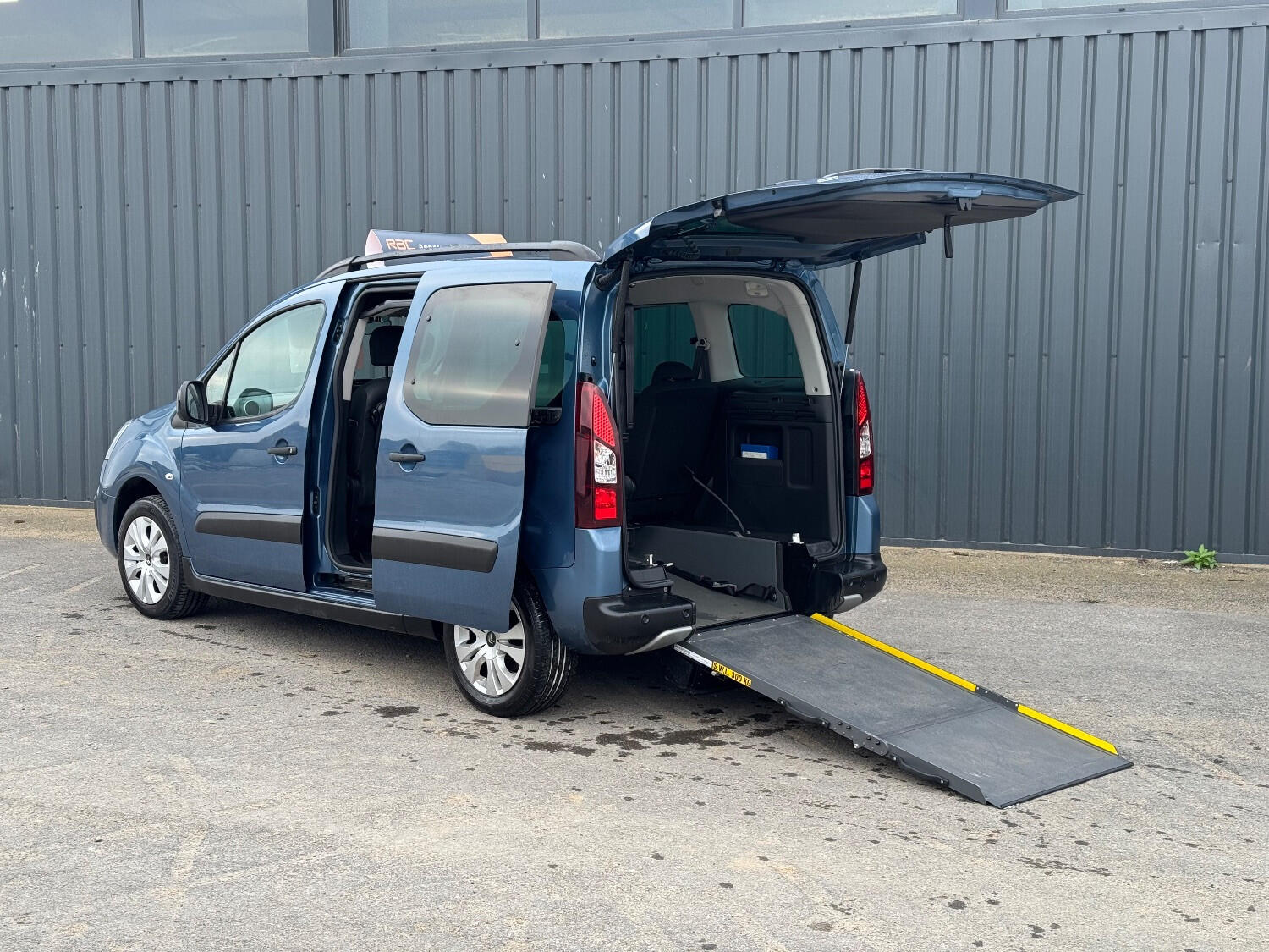 Used Citroen Berlingo 2016 for sale - 76376871: Photo 2