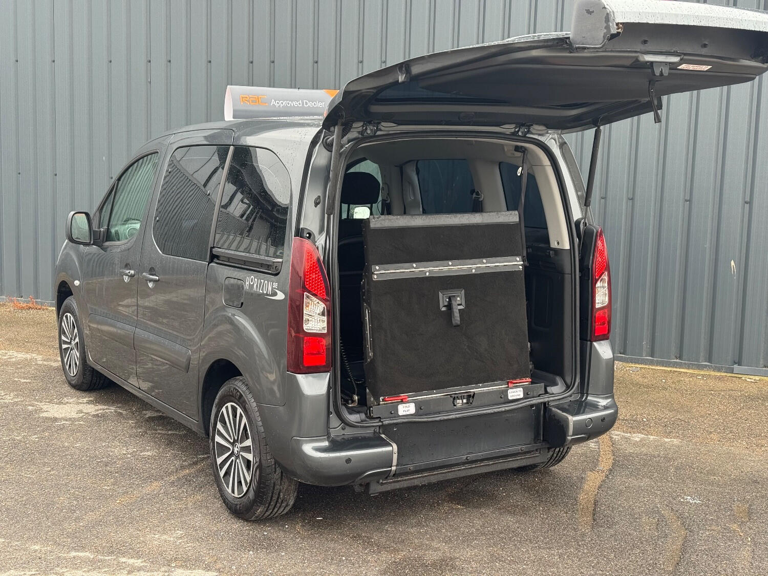 Used Peugeot Partner Tepee 2015 for sale - 77464677: Photo 5